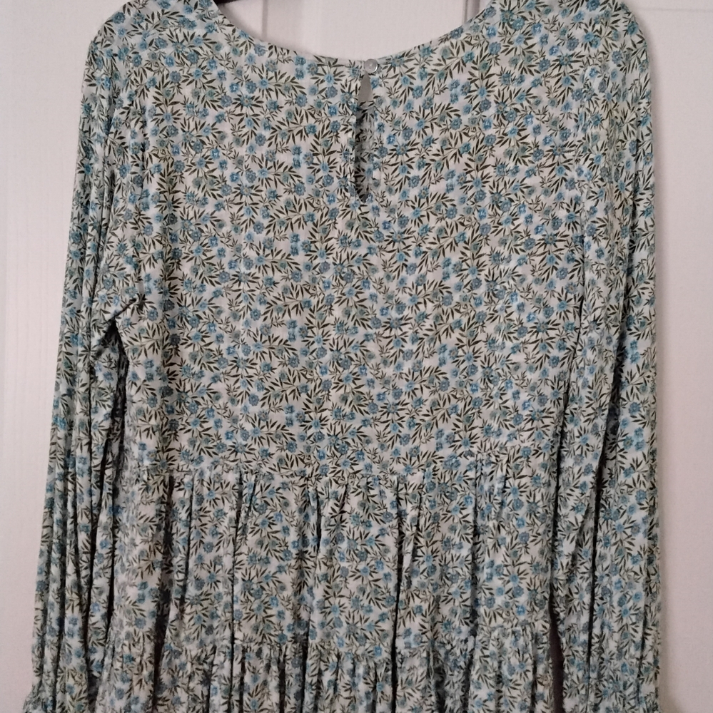 Ladies Ruffled Blouse - Picture 6 of 11